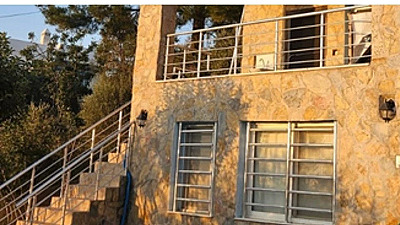 Milas Beyciler'de 900 m² Arsada 100 Zeytinli Müstakil Villa