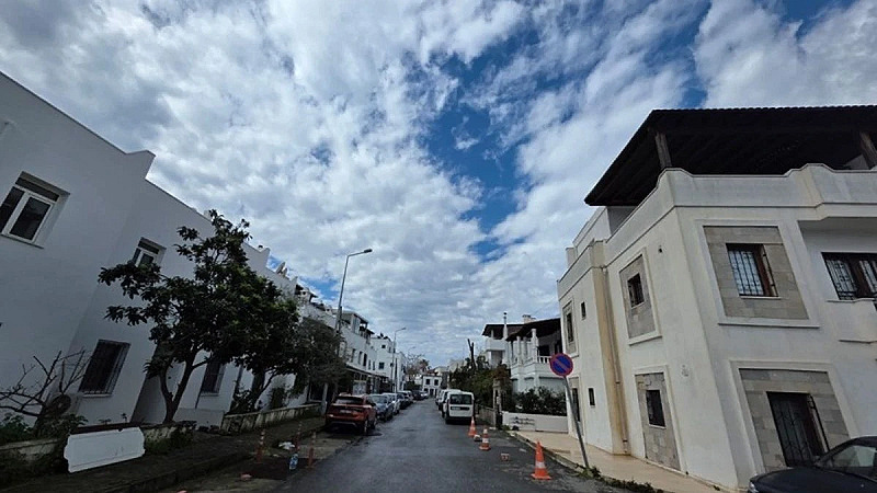 Turgutreis Marina'ya 50 m Satılık 3+1 Dubleks İkiz Villa
