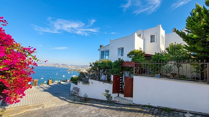 Yalıkavak Satılık Triplex Villa